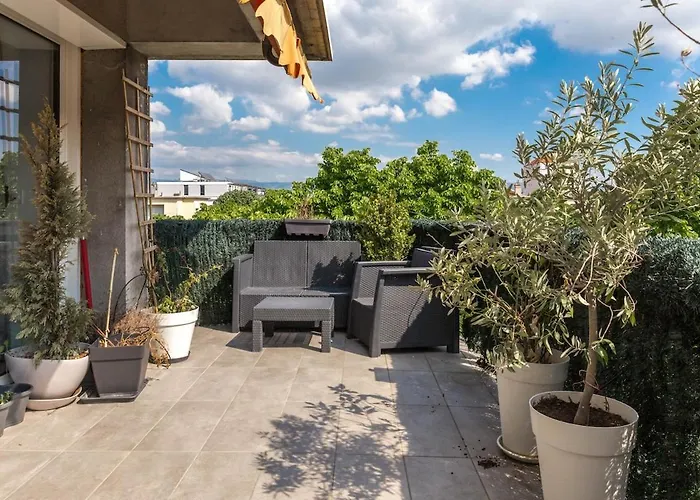 아파트 100 M2 Loft With Terrace - Downtown *